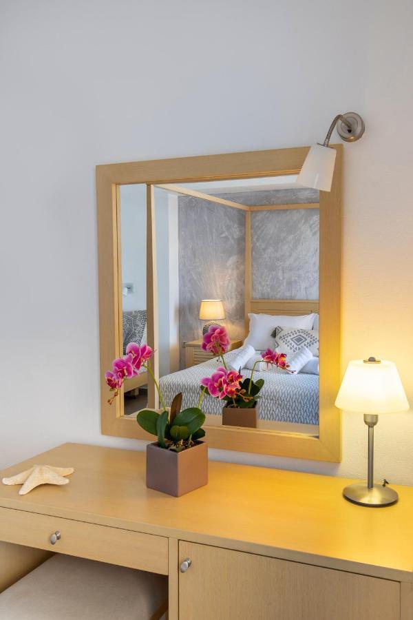 Blue Harmony Hotel Kini Ngoại thất bức ảnh