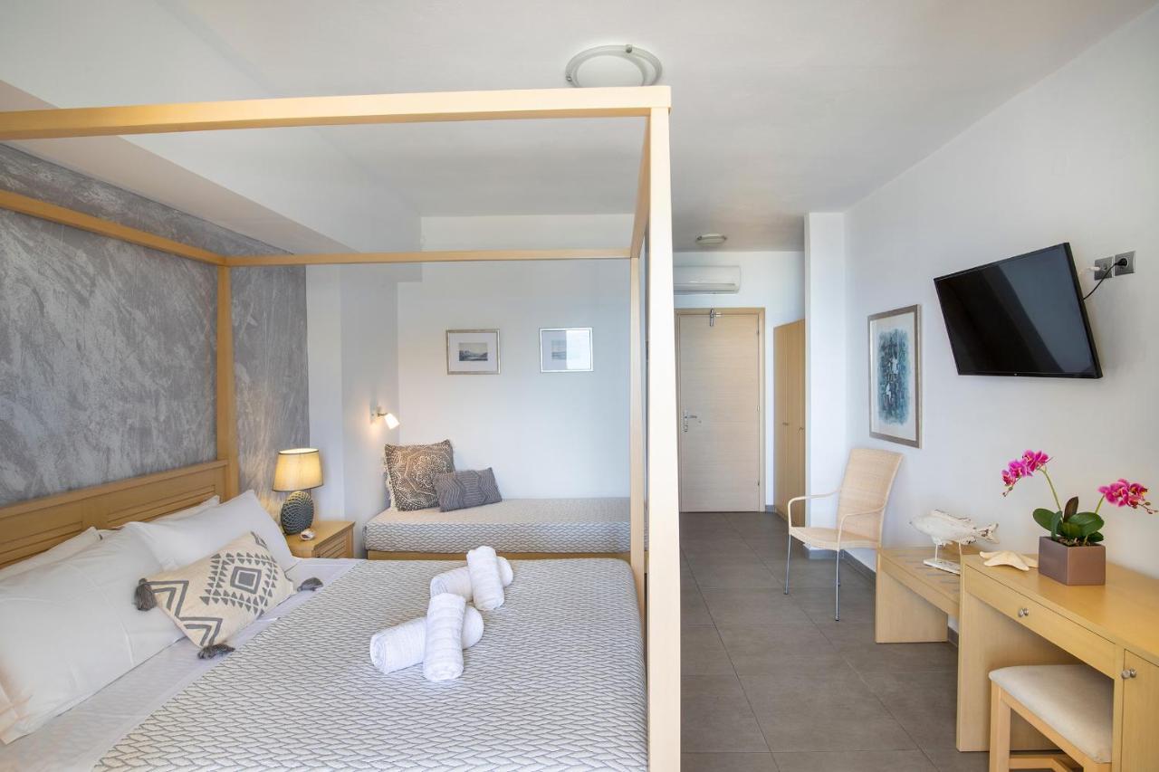 Blue Harmony Hotel Kini Ngoại thất bức ảnh